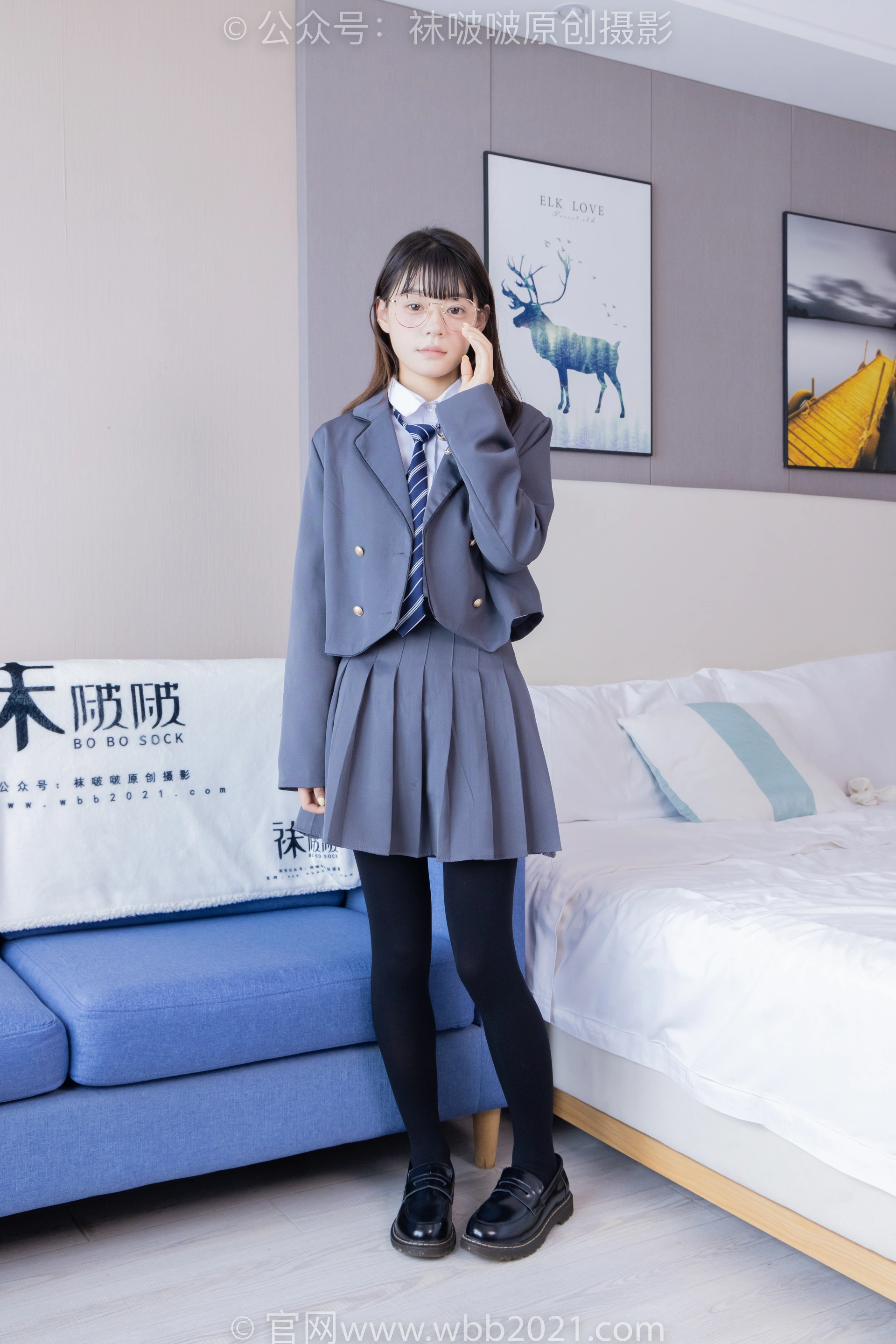 [BoBoSocks袜啵啵] NO.402 糯米-皮鞋、厚黑丝、学院jk （花絮版） 1